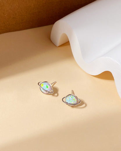 Round white gold opal stud earrings - Molenia Jewelry